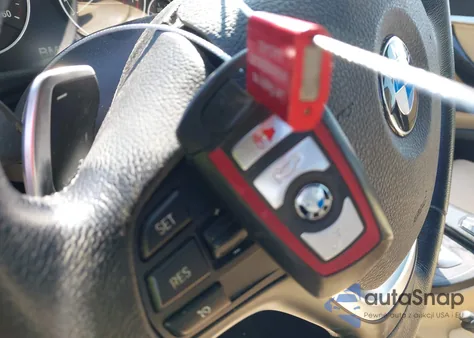 2018 BMW 330I Gran Turismo xDrive z USA, uszkodzony, nr VIN WBA8Z9C52JG828044